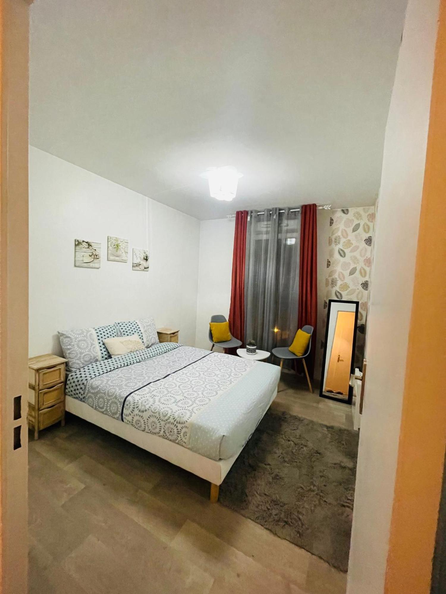 La Chambre Apartment Сен Дени Екстериор снимка